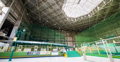 Entrée d'un batting center Entrée d'un batting center