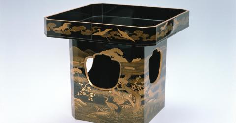  Lacquer object from the city of Wajima