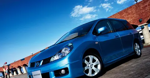 La Nissan Wingroad est l'une des voitures les moins chères disponibles en location La Nissan Wingroad est l'une des voitures les moins chères disponibles en location