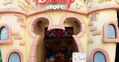 L'entrée du Disney sotre Shibuya à Tokyo L'entrée du Disney sotre Shibuya à Tokyo
