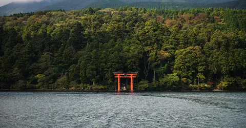 Torii on Lake Ashi in Hakone Torii on Lake Ashi in Hakone