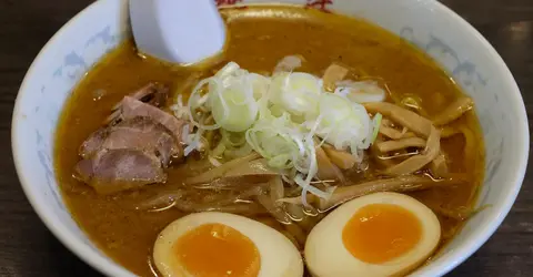 Râmen au miso typique de Sapporo (Hokkaido)