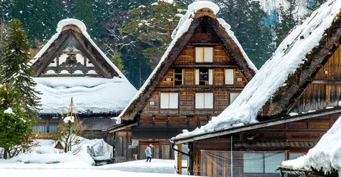 Le village de Shirakawago sous la neige Le village de Shirakawago sous la neige