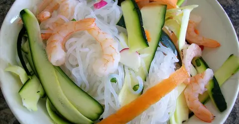 Salade de vermicelles de konnyaku (shirataki) Salade de vermicelles de konnyaku (shirataki)