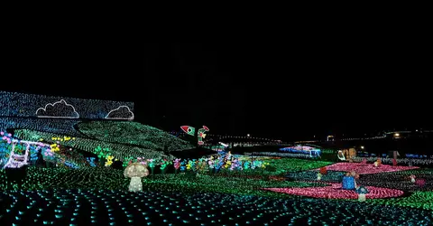 Les illuminations au German Village (préfecture de Chiba) Les illuminations au German Village (préfecture de Chiba)
