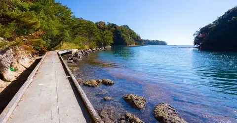 chemin-baie-tsukumo4 chemin-baie-tsukumo4