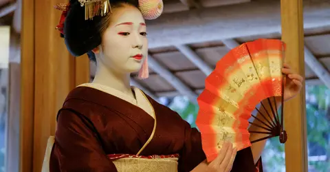 L'occasion rêvée d'assister à un spectacle de maiko L'occasion rêvée d'assister à un spectacle de maiko