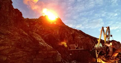 Vous serez expulsé(e) par le cratère du volcan Vous serez expulsé(e) par le cratère du volcan