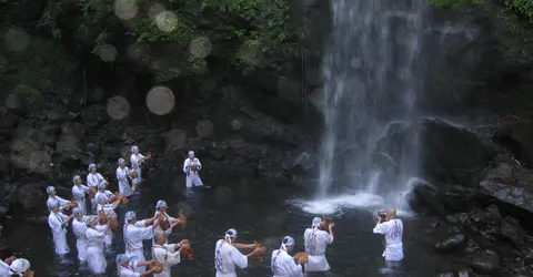 Takigyo, l'ascèse de la cascade Takigyo, l'ascèse de la cascade