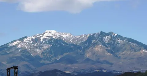 Vue du mont Nyôho depuis Nikkô