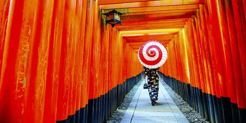 Visita Fushimi Inari, uno dei santuari più famosi di Kyoto