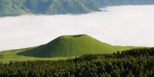 El cráter del monte Aso