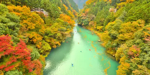 Vue depuis le pont Kazumakyo, Okutama