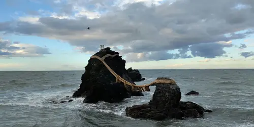 Les Rochers Mariés ou Meoto Iwa à Ise, département de Mie