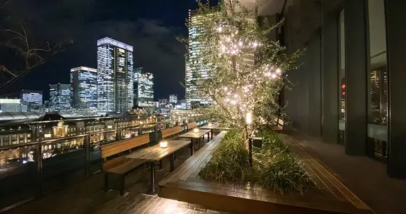 Shin Marunouchi building terrace on 7F