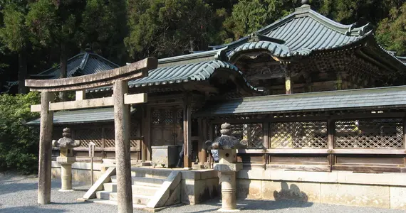 Eines der Hauptgebäude im Mausoleum des Tokugawa-Clans.