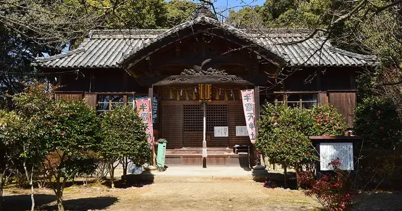 ushimado-jinja-haiden