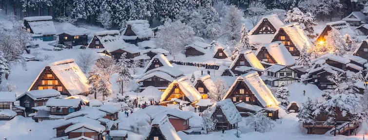 Shirakawago Unesco world heritage village in Japanese Alps