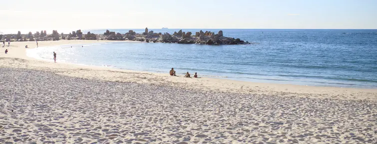 Shirahama Beach and 800 meters of white sand