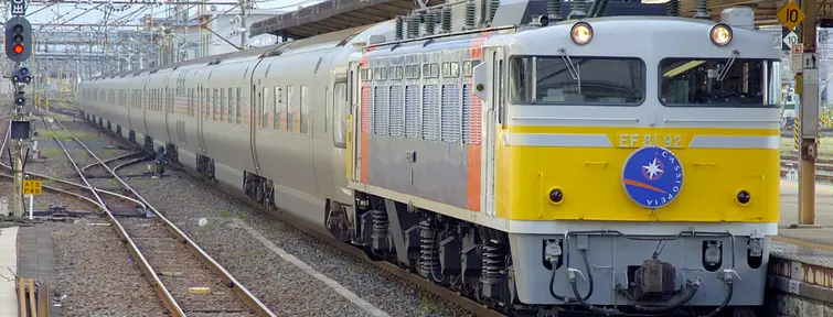 Tren nocturno JR East Cassiopeia