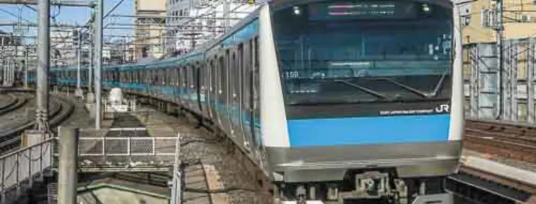 Keihin-Tōhoku Line train approaching Akihabara Station, Tokyo Keihin-Tōhoku Line train approaching Akihabara Station, Tokyo