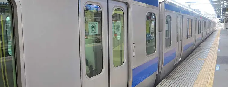 Joban Line train at Mito Station, Ibaraki Prefecture