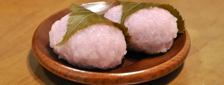 Sakura-mochi style Doumyō-ji