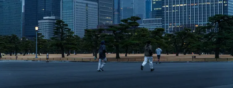 Exercising in Marunouchi