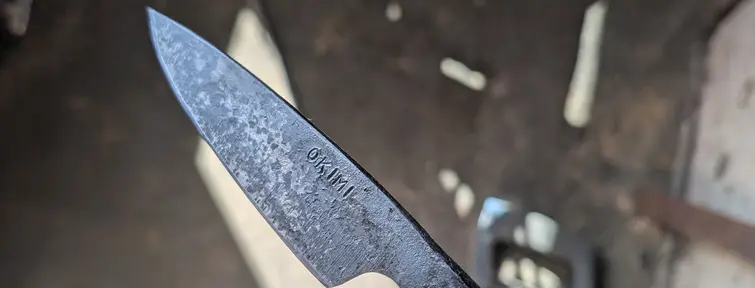 Créez votre propre couteau à Gifu !