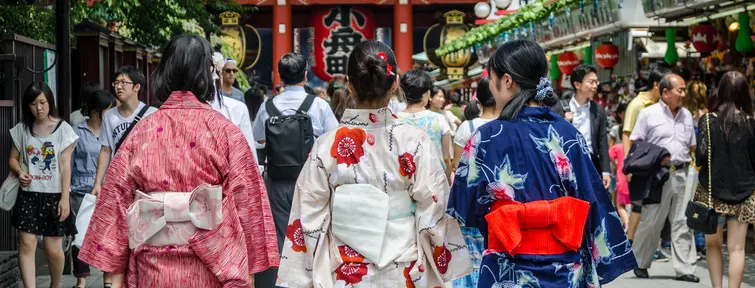 Se promener en yukata à Tokyo
