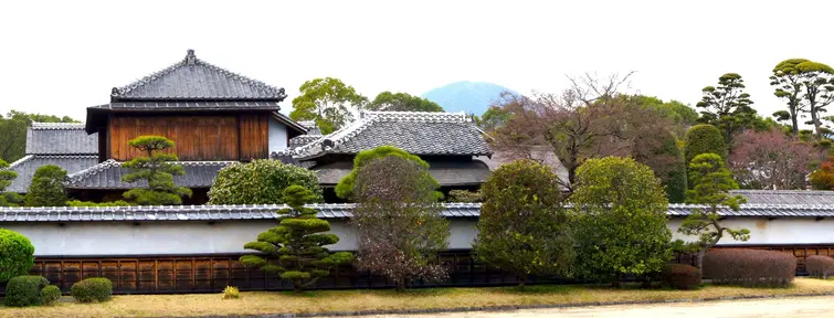 Parc de l'ancienne forteresse des samouraï du clan Hosokawa à Kumamoto