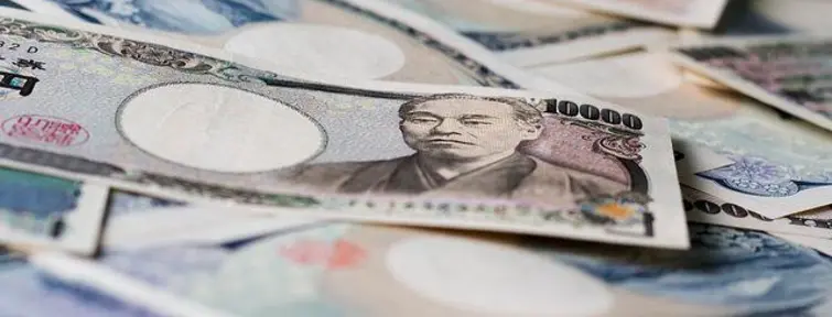 Un billete de 10,000 yenes.