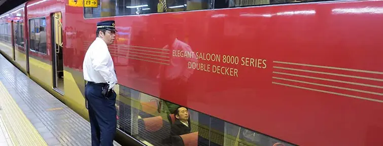 Keihan Line Train Carriage Elegant Saloon 8000 Series Double Decker Keihan Line Train Carriage Elegant Saloon 8000 Series Double Decker