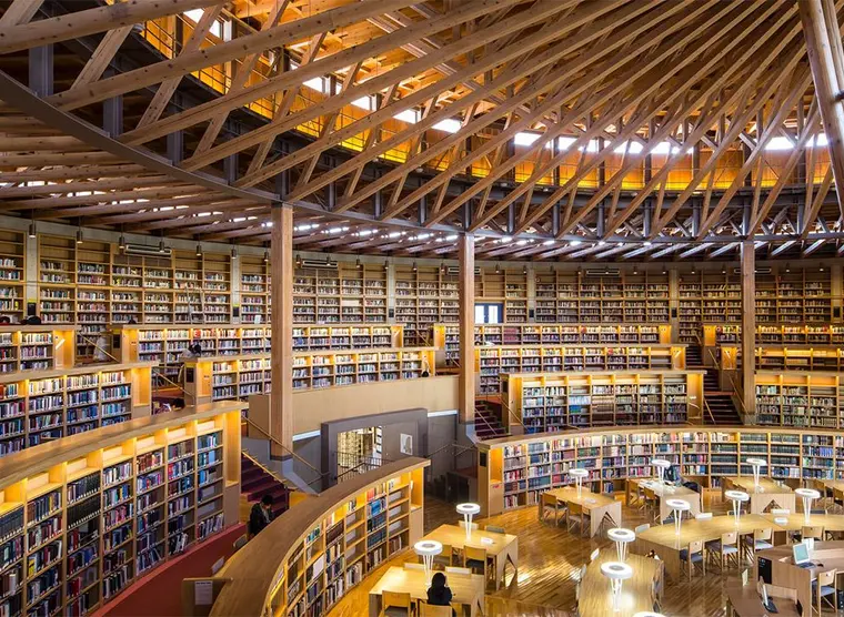 The most beautiful Japanese libraries | Japan Experience