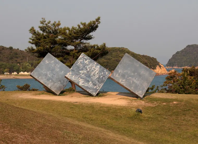 Naoshima's art in the open-air | Japan Experience
